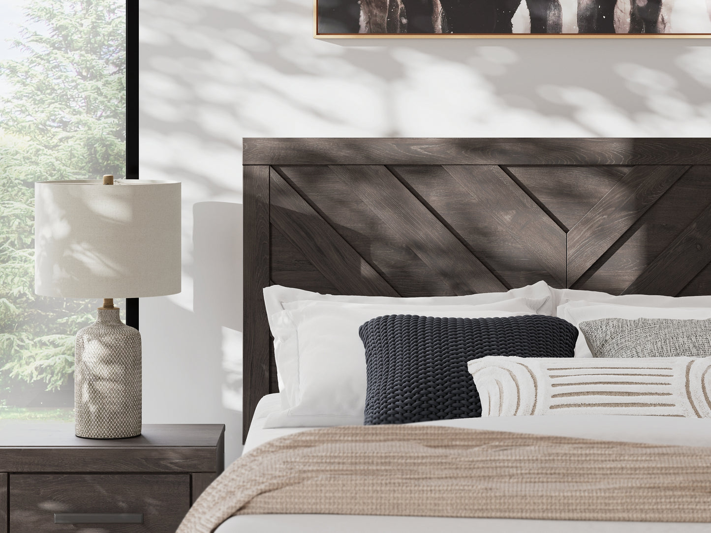 Prendonea Panel Bed