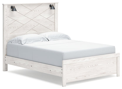 Gerridan Queen Panel Bed with Mirrored Dresser