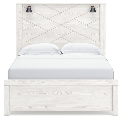 Gerridan Queen Panel Bed with Mirrored Dresser