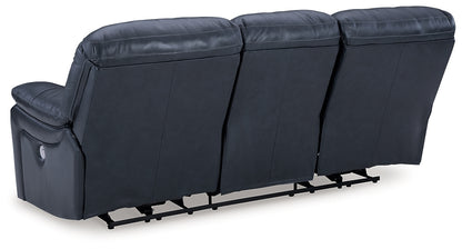Leesworth Sofa, Loveseat and Recliner
