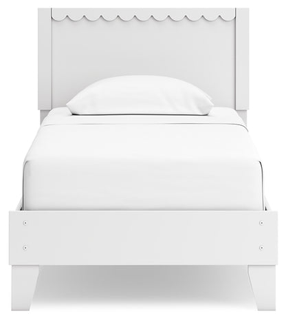 Hallityn  Panel Platform Bed