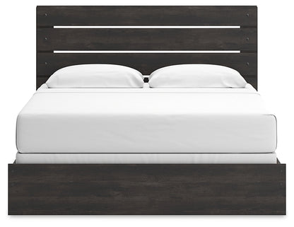 Hollivern King Panel Bed with Mirrored Dresser and Nightstand