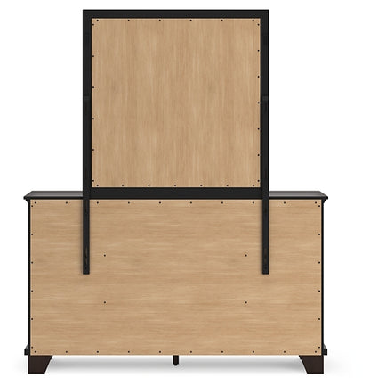 Covetown Queen Panel Bed with Mirrored Dresser and Chest