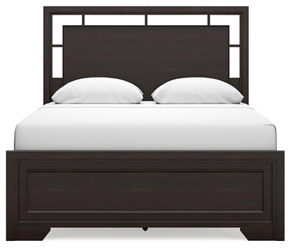 Covetown Queen Panel Bed with Mirrored Dresser and Chest