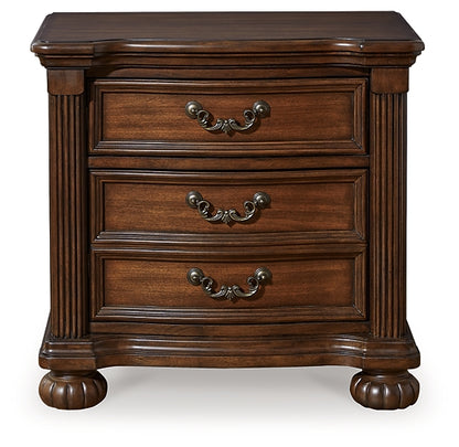 Lavinton King Poster Bed with Mirrored Dresser, Chest and Nightstand