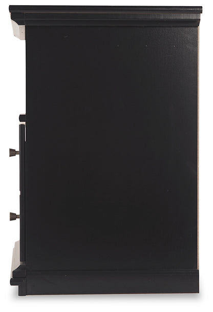 Maribel Queen Panel Bed with Mirrored Dresser and Nightstand