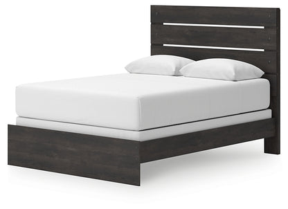 Hollivern Queen Panel Bed with Mirrored Dresser and Chest