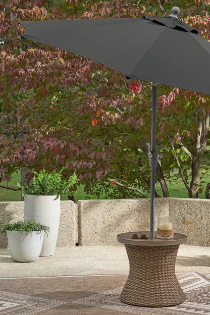 Laguna Heights Round End Table w/UMB OPT