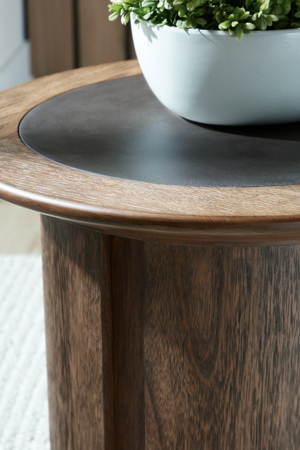 Dontayne Round End Table